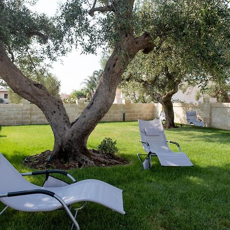 U Ceccenate Bed and Breakfast Montalbano  Buitenkant foto
